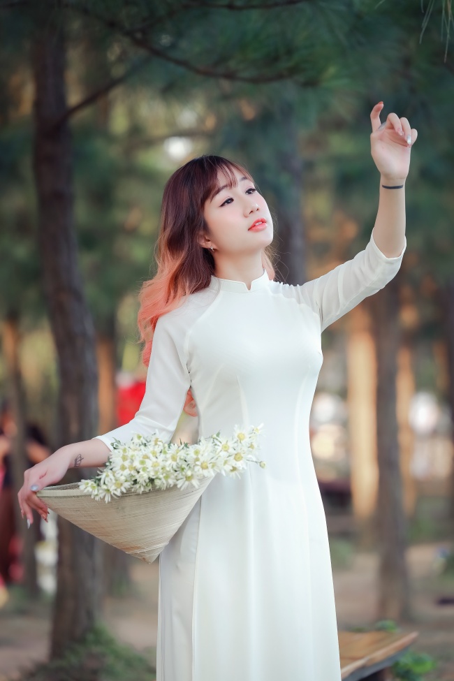 37间房主播跳舞 暗夜电影